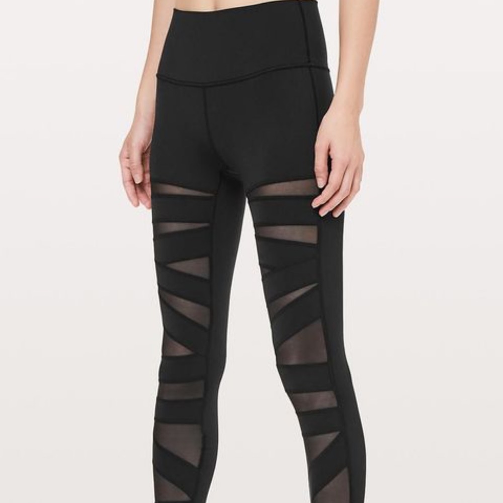 Lululemon mesh detail winder under leggings
